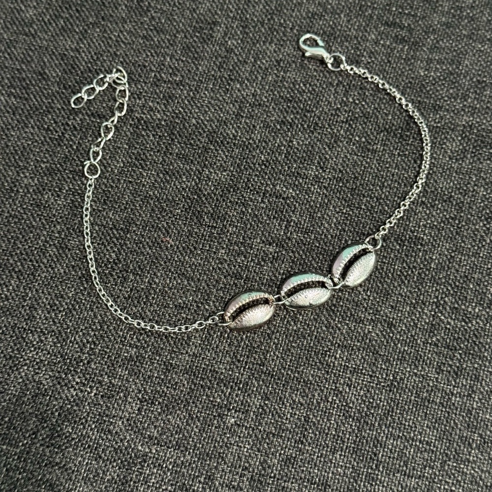 Fun SeaShell Bracelet - Picture 3 of 3
